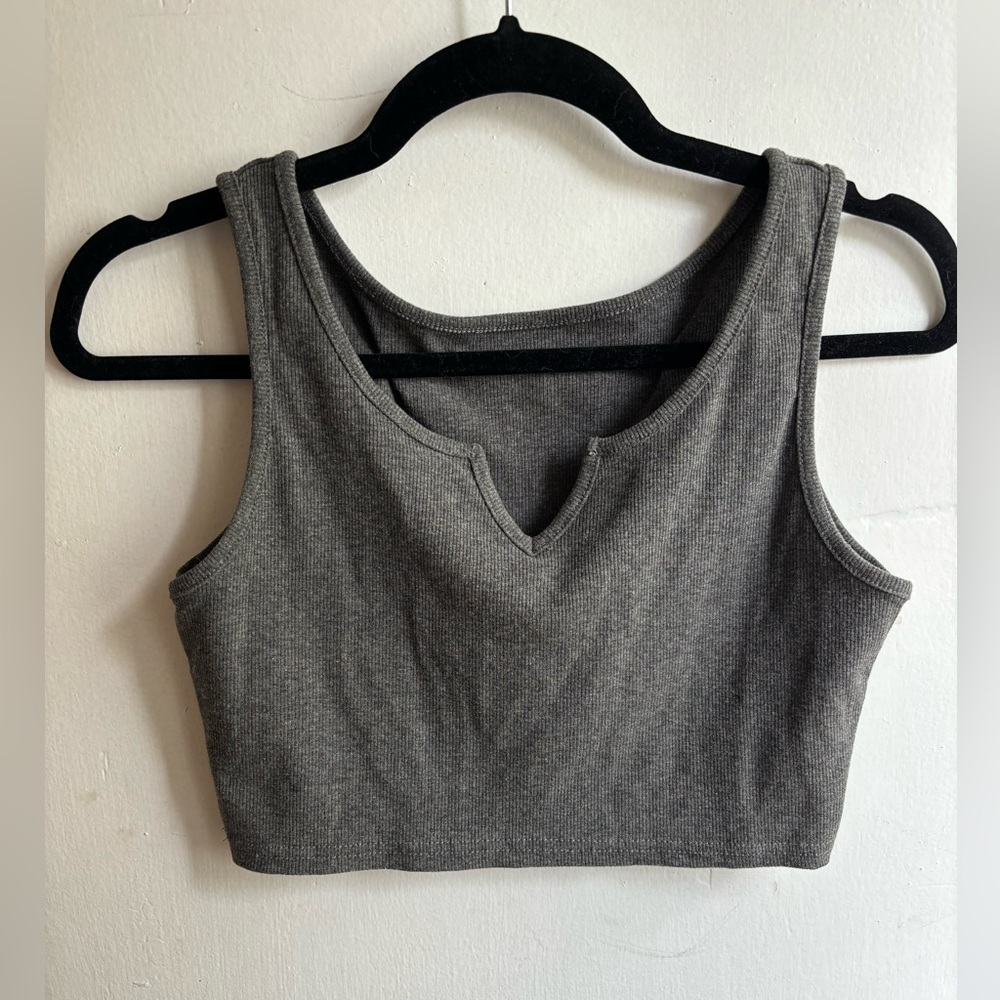Small women’s cropped tank top